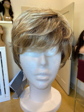 Load image into Gallery viewer, Raquel Welch Wig| "Vickie" (Monofilament Top)